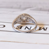 Bague Art Déco en platine avec diamants (environ 0,70 ct au centre), années 1930
