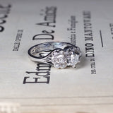Anello antico in oro bianco 18K con diamanti (centrale da 0.35ct), anni '40 - Antichità Galliera
