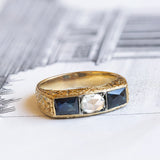 Anello da uomo antico in oro 18K con zaffiri e diamante centrale, primi del '900