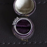 14K white gold modern ring with princess cut diamonds (0.24ctw approx.)