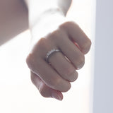 14K white gold modern ring with princess cut diamonds (0.24ctw approx.)