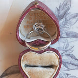 Anello vintage in oro bianco 18K con diamanti (centrale di 0.40ct ca.), anni '60
