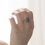 Anello antico in oro 18K e argento con rubino naturale e diamanti, anni '40