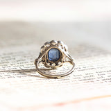 Bague marguerite ancienne en or 14 carats avec saphir synthétique et diamants, 1940