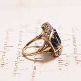 Anello antico in oro 18K e argento con zaffiri e diamanti, anni '40