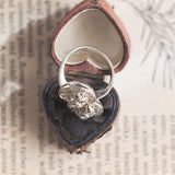 Bague ancienne en or blanc 18 carats et diamants, années 1930/40
