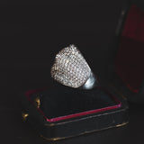 Anello in oro bianco 14K con pavé di diamanti di taglio brillante, anni '80