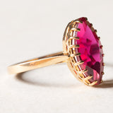 Anello vintage in oro 18K con rubino sintetico, anni '70
