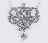 Collier Liberty (Art Nouveau) in oro 18K e argento, con rosette di diamante e perle, anni '10/'20