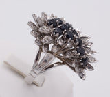 Anello in oro bianco con diamanti e zaffiri , anni 60 - Antichità Galliera