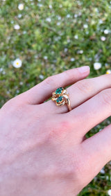 Anello vintage con pietre verdi e diamanti, anni '60