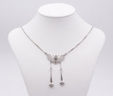 Collier ancien en or blanc 18 carats avec diamants (0,45 ct environ), années 1920/1930