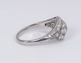 Anello antico in platino con diamante centrale ( 0.70 ct ) e diamanti laterali, anni 10/20 - Antichità Galliera
