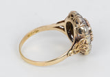 Anello antico in oro e argento con rosette di diamante e zaffiro, primi del'900