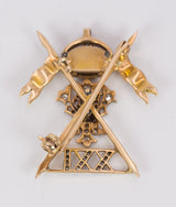 Spilla vintage onoreficenza in oro 9k con smalti e diamanti