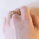Anello vintage a navette in oro 18K con zaffiro e diamanti, anni '60