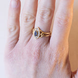 Anello vintage a navette in oro 18K con zaffiro e diamanti, anni '60