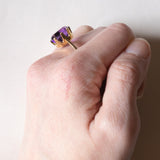 Anello vintage da cocktail in oro 18K con ametista (3ct ca.), anni '60