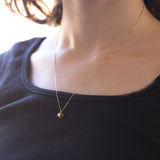 Collana punto luce in oro giallo 18K con diamante di taglio vecchio da 0.29ct