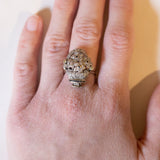 Anello vintage a forma di cestino di fiori in oro 18K, diamanti bianchi, diamanti fancy gialli e zaffiri, anni ‘60