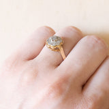 Bague marguerite ancienne en or 18 carats et diamants, années 1930/40