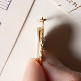 Ciondolo vintage in oro 18K con cammeo su conchiglia, anni ‘60