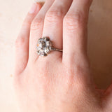 Anello a margherita antico in oro 18K e argento con diamanti di taglio vecchia miniera (1.15ctw ca.), seconda metà dell’800