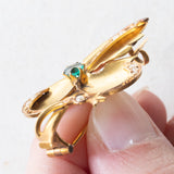 Spilla vintage in oro 18K con pasta di vetro verde e perline, anni ‘50
