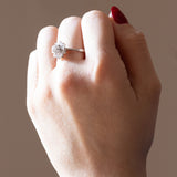 Anello vintage a margherita con diamanti (0.66ctw ca.), anni ‘60