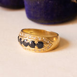 Anello vintage in oro 18K con zaffiri e diamanti, anni ‘50