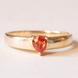 Anello vintage in oro giallo 9K con zaffiro arancione, anni ‘60/‘70