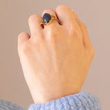 Anello vintage in oro giallo 18K con lapislazzulo, anni '60