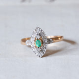 Anello antico in oro 18K e argento con pasta di vetro verde e diamanti, anni ‘30/‘40