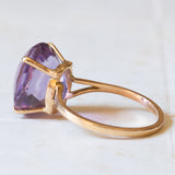 Vintage cocktail ring in 18K gold with dark purple amethyst, 1960s