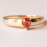 Anello vintage in oro giallo 9K con zaffiro arancione, anni ‘60/‘70