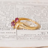 Anello vintage in oro 18K con rubini e diamanti (0.04ctw ca.), anni ‘70
