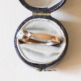 Anello antico in oro 18K con diamanti (centrale di 0.05ct ca.), anni ‘10