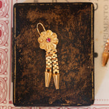 Orecchini in oro 18K con paste di vetro rosse, anni ‘40