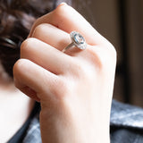 Anello Art Déco in platino e in oro bianco 18K con acquamarina e diamanti, anni ‘30