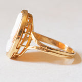 Anello vintage in oro giallo 18K con cammeo su conchiglia, anni ‘50/‘60