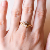 Anello vintage in oro 18K e argento con diamanti e pietra bianca, anni ‘50