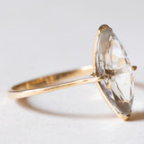 Anello vintage in oro 18K con quarzo azzurro, anni ‘50/‘60