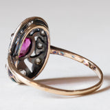 Anello antico in oro 14K e argento con rubino e diamanti di taglio rosetta, anni ‘30/‘40