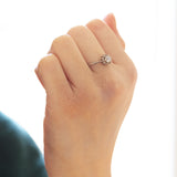 Solitaire en or blanc 18 carats avec diamant taille ancienne (0,45 ct environ), années 1940