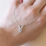 Collana moderna in oro 9K con diamanti