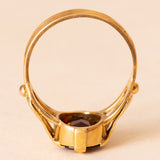 Anello vintage in oro giallo 18K con granato (4.50ct ca.), anni ‘60