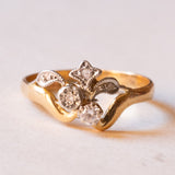 Anello vintage in oro 18K e argento con diamanti e pietra bianca, anni ‘50