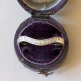 Vintage 14K gold "V" ring with diamonds (approx. 0.10ctw), 1970s