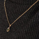 Demi parure con orecchini e ciondolo in oro 8K con cromodiopsidi e diamanti, anni ‘80