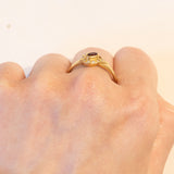 Anello vintage in oro 18K con granato e pietre bianche, anni ‘70
